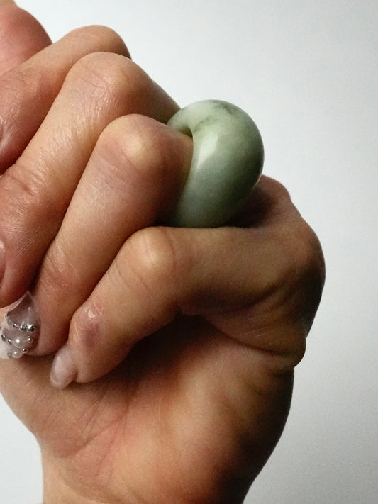 STONI JADE RING